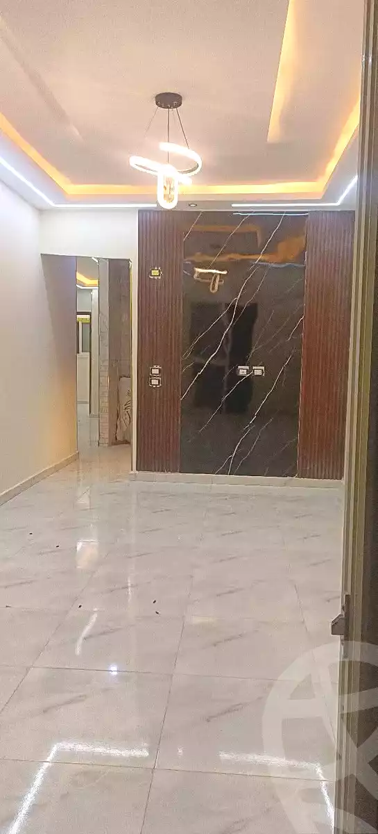 https://aqarmap.com.eg/ar/listing/7174866-for-sale-cairo-helwan-hadayek-helwan-nile-corniche-st