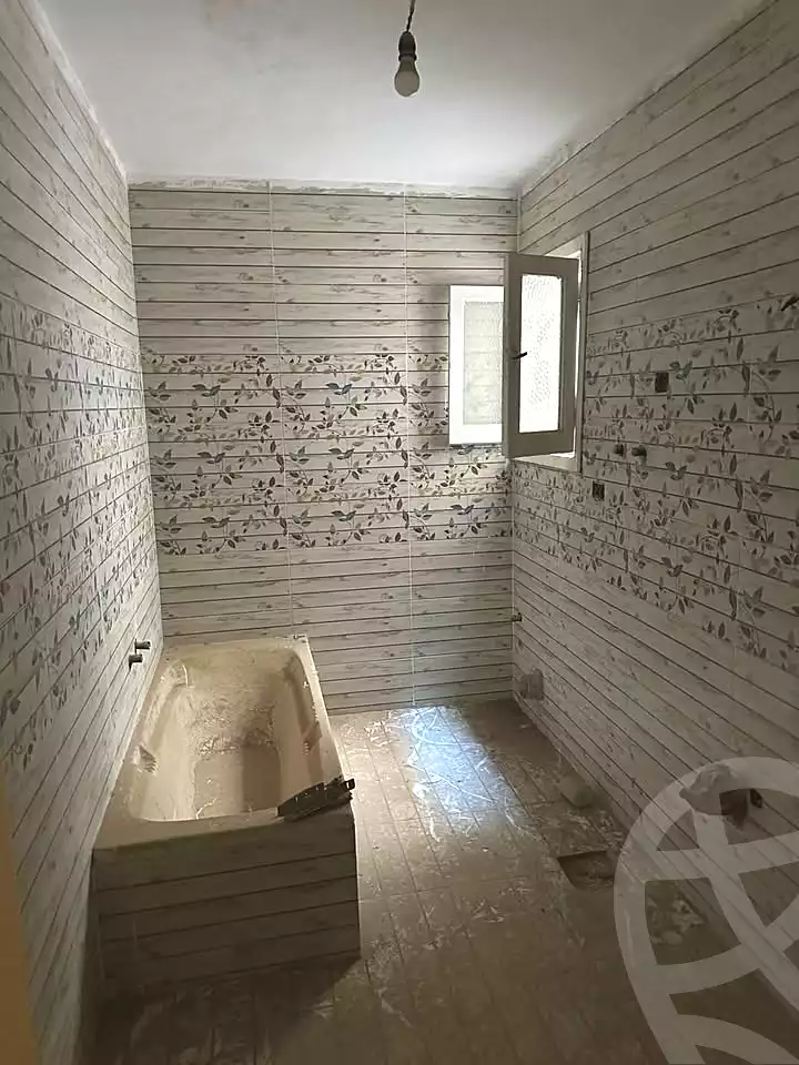 https://aqarmap.com.eg/en/listing/7174911-for-sale-alexandria-al-agamy-el-hanouvel-radwan-st
