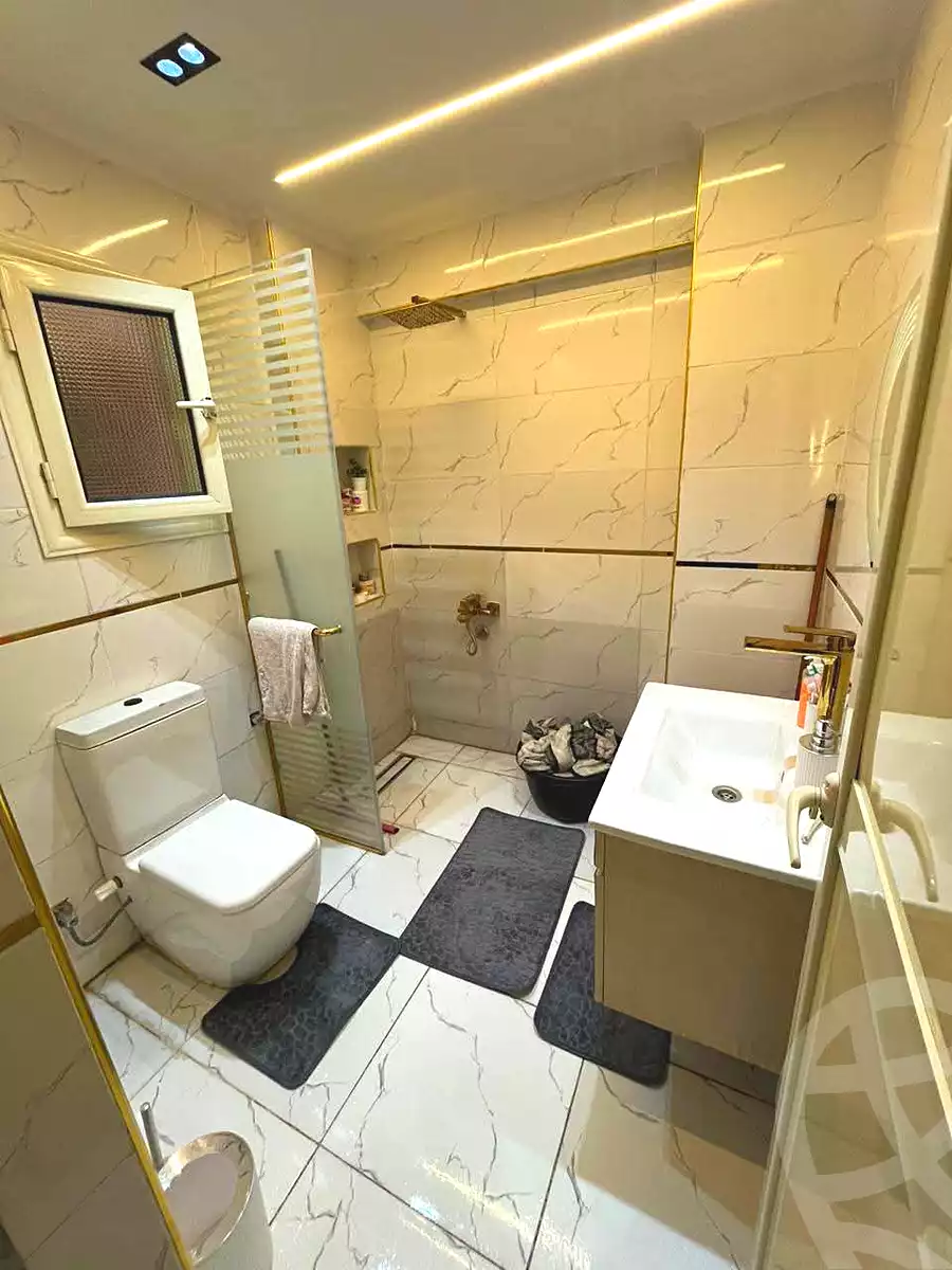 https://aqarmap.com.eg/ar/listing/7174943-for-sale-cairo-helwan-mostafa-fahmy-st