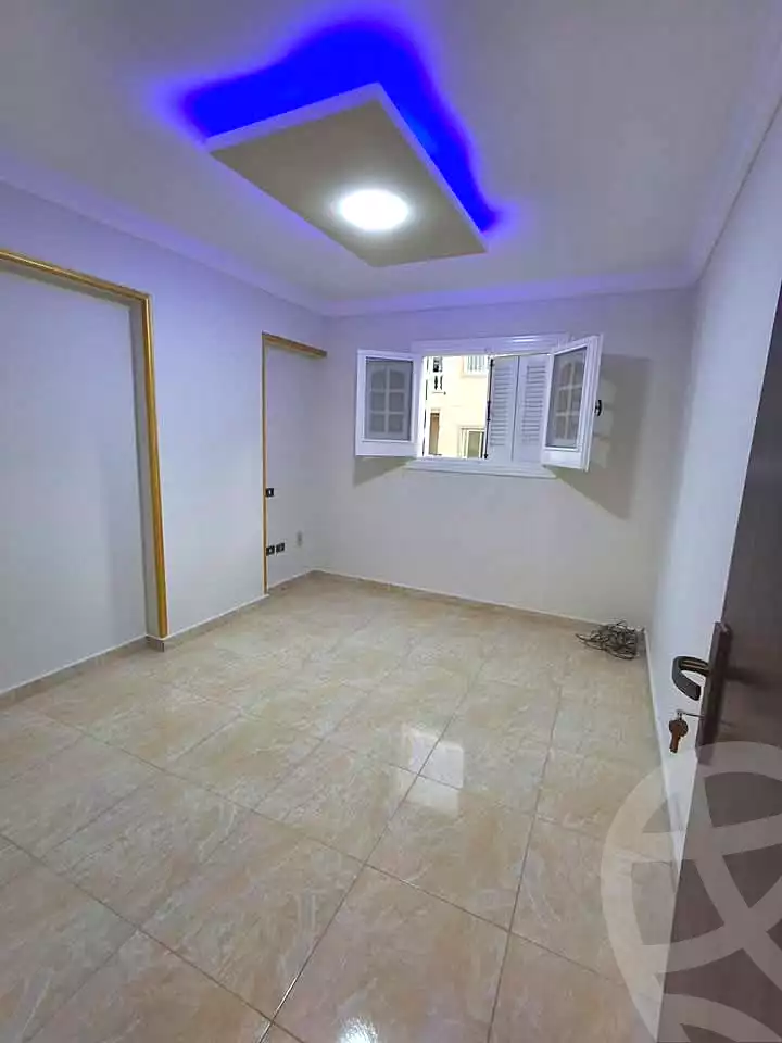 https://aqarmap.com.eg/ar/listing/7175275-for-sale-alexandria-lsywf-el-falki