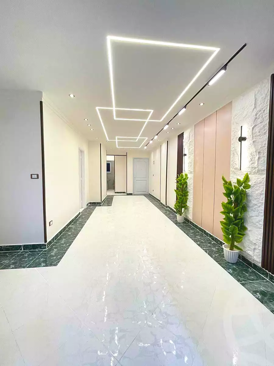 https://aqarmap.com.eg/ar/listing/7175514-for-sale-alexandria-al-agamy-shataa-el-nakheel