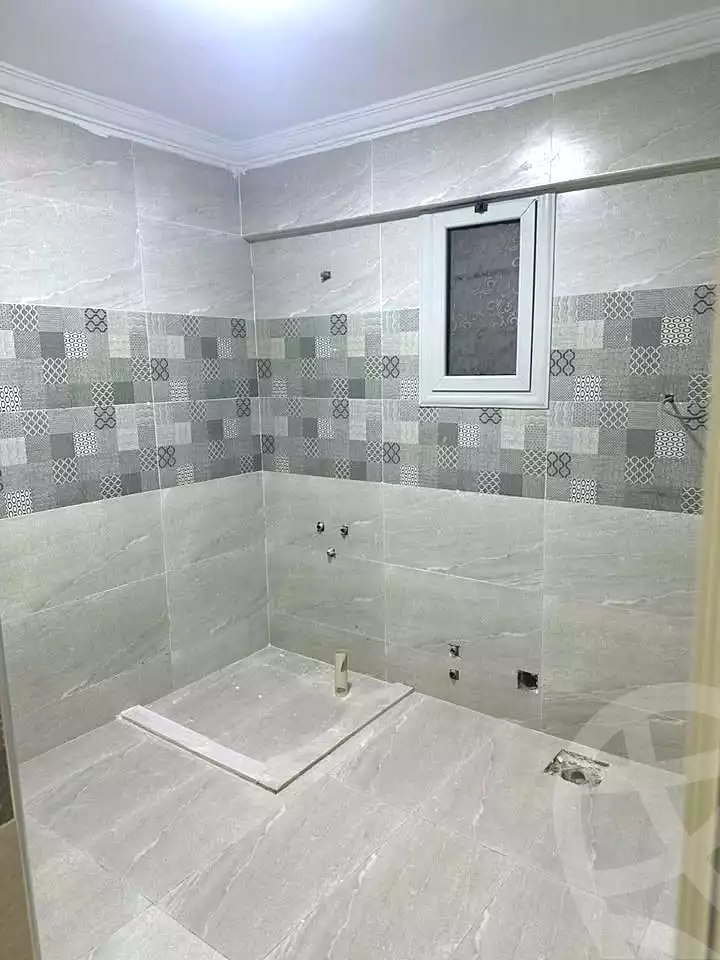 https://aqarmap.com.eg/ar/listing/7175716-for-sale-alexandria-al-agamy-el-hanouvel-radwan-st