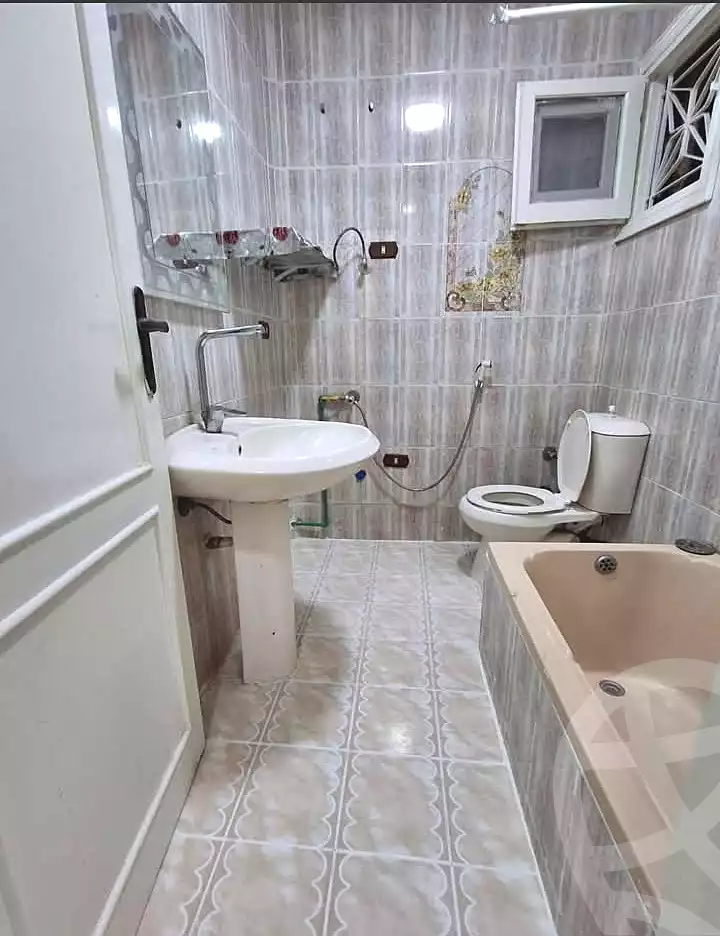 https://aqarmap.com.eg/en/listing/7175740-for-sale-alexandria-al-agamy-shataa-el-nakheel
