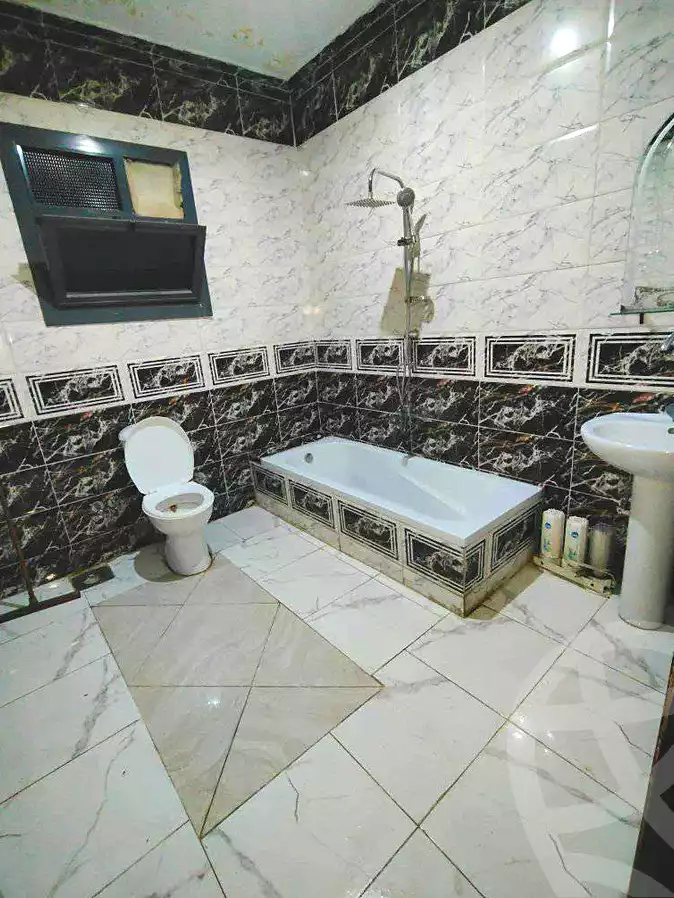 https://aqarmap.com.eg/en/listing/7176039-for-rent-cairo-helwan-hadayek-helwan-el-eshrein-st