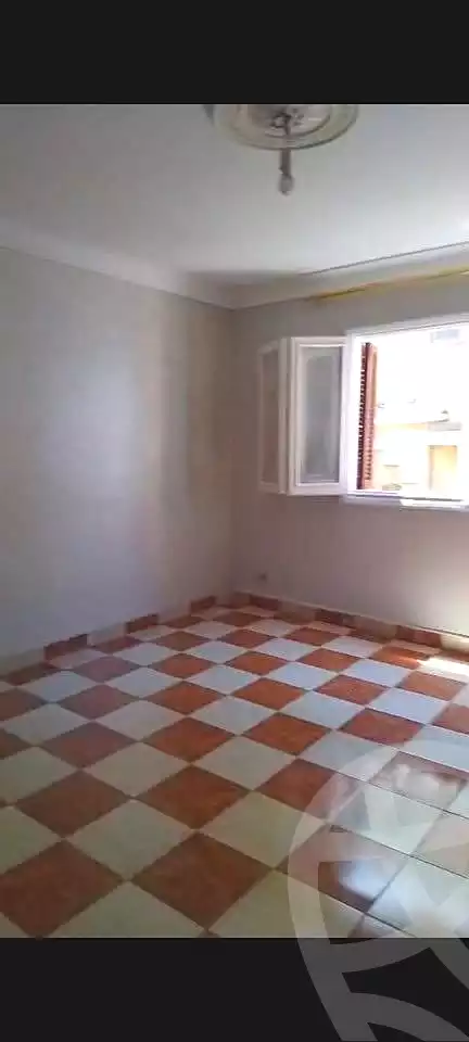 https://aqarmap.com.eg/ar/listing/7176040-for-sale-alexandria-al-agamy-lbytsh-saad-zaghloul-st