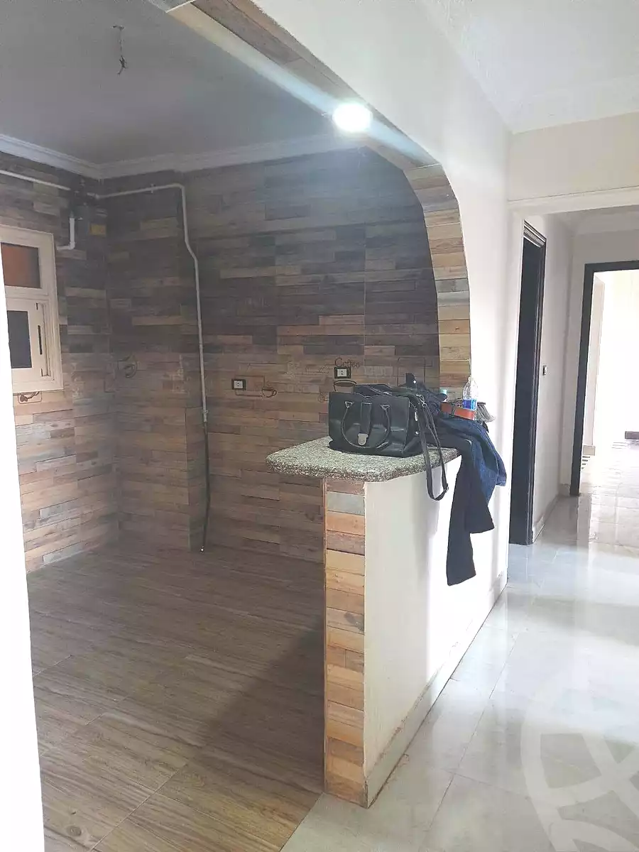 https://aqarmap.com.eg/ar/listing/7176133-for-rent-cairo-helwan-helwan-el-sharkeya