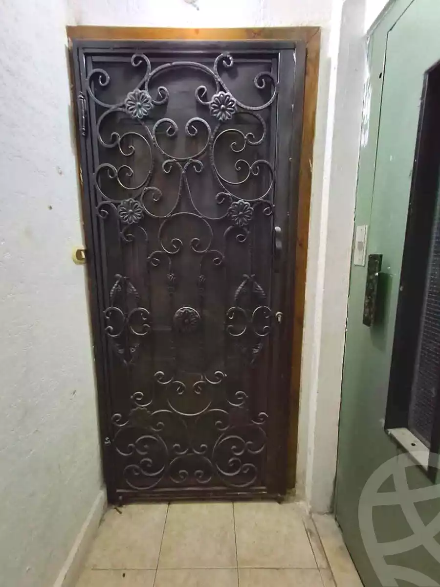 https://aqarmap.com.eg/en/listing/7176162-for-sale-alexandria-al-agamy-shataa-el-nakheel
