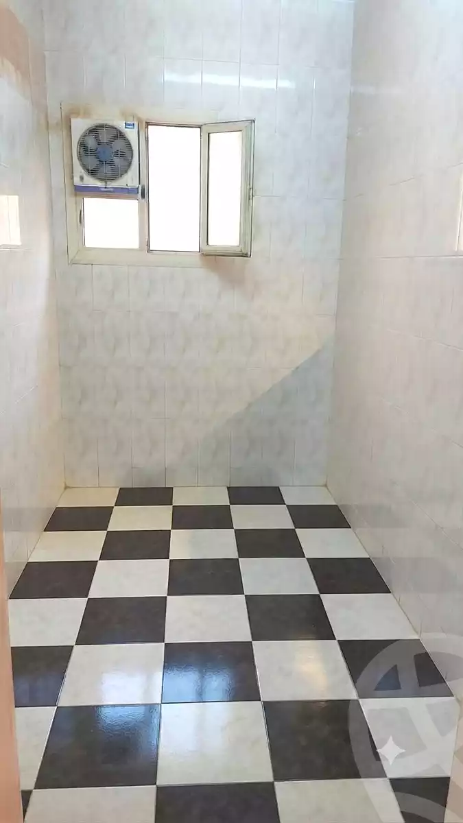 https://aqarmap.com.eg/ar/listing/7176173-for-sale-cairo-faisal-kafr-tohormos-ahmed-nour-el-din-st
