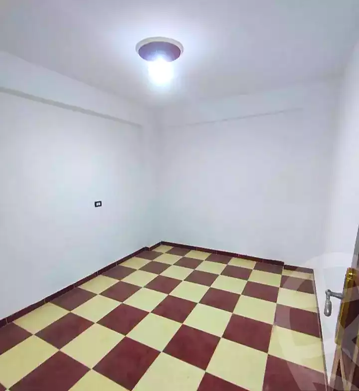 https://aqarmap.com.eg/ar/listing/7176387-for-sale-alexandria-lsywf-el-seyouf-bahri