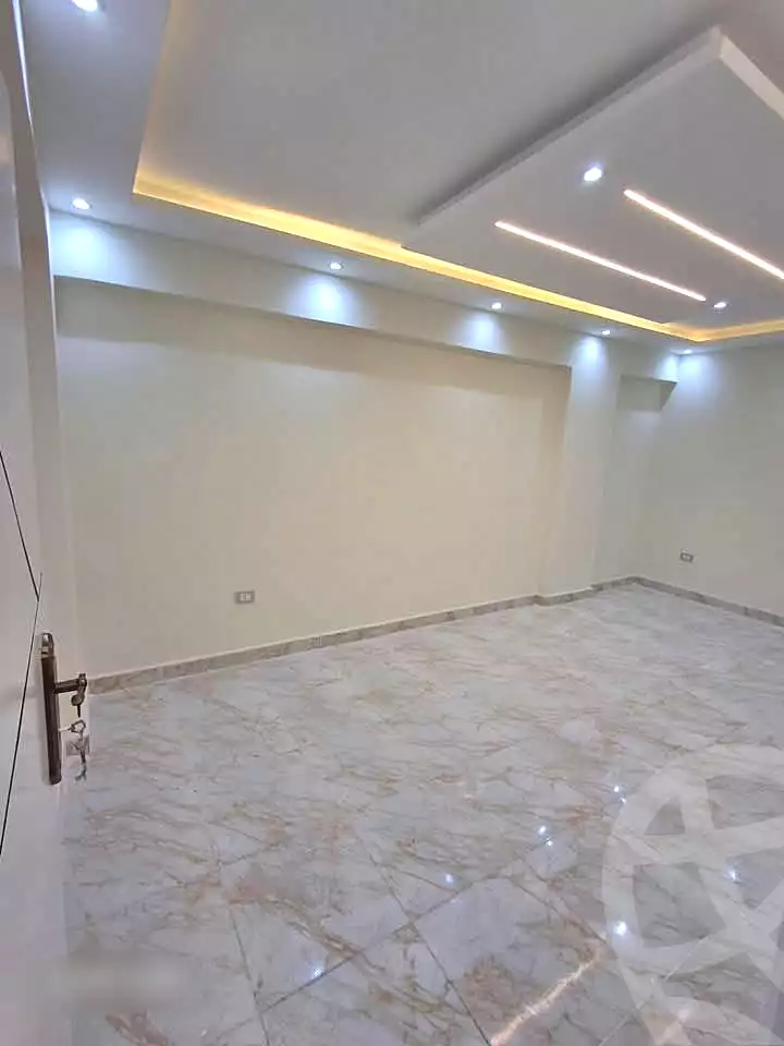 https://aqarmap.com.eg/ar/listing/7176459-for-sale-alexandria-lsywf-el-falki