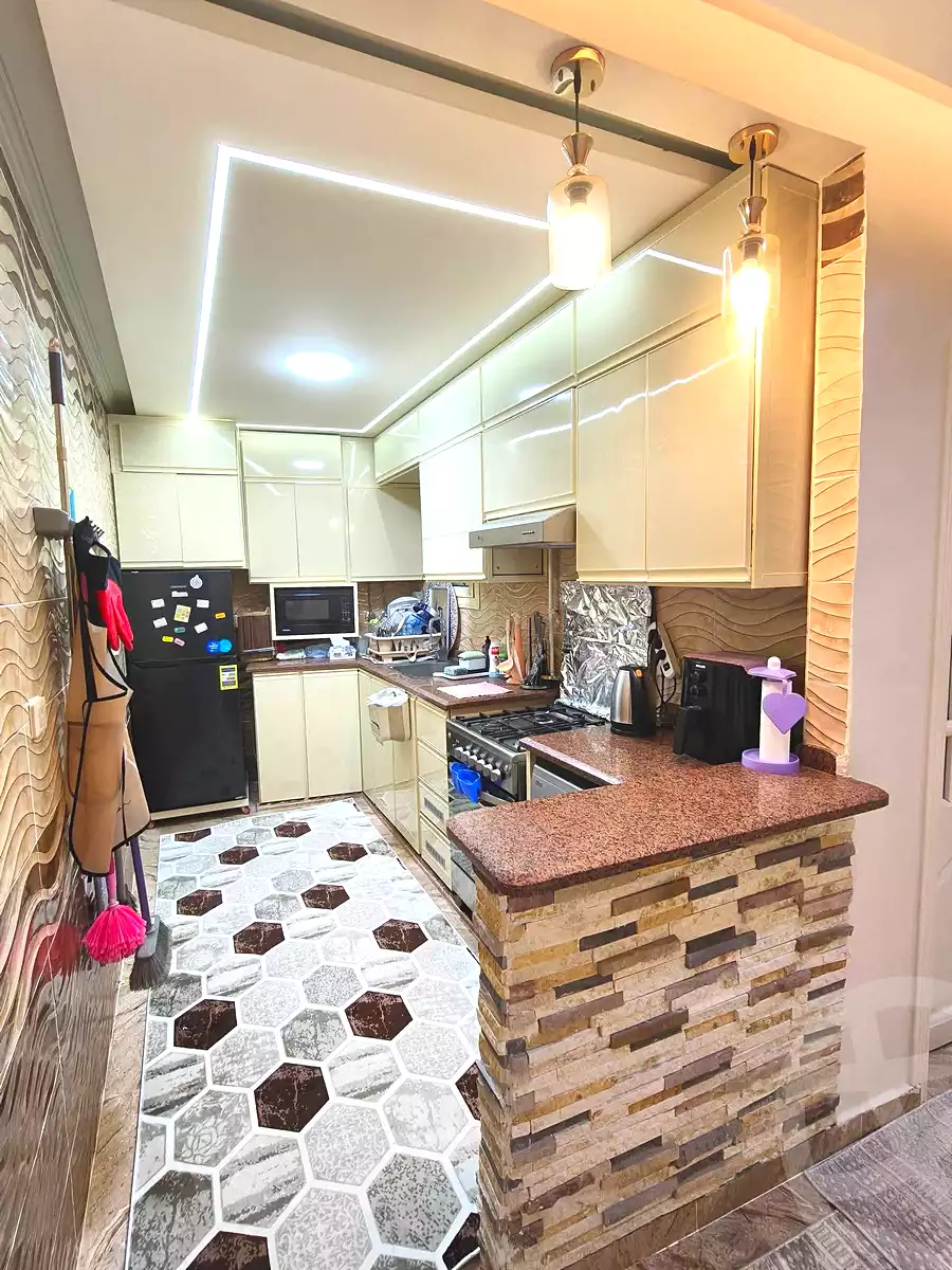 https://aqarmap.com.eg/ar/listing/7176490-for-sale-alexandria-lsywf-mostafa-kamel-st