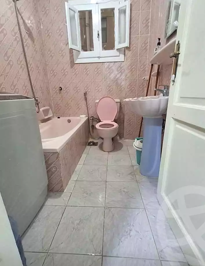 https://aqarmap.com.eg/ar/listing/7176532-for-sale-alexandria-al-agamy-shataa-el-nakheel