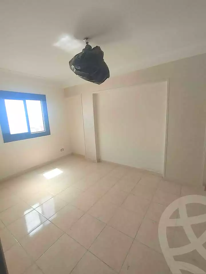 https://aqarmap.com.eg/ar/listing/7176641-for-sale-alexandria-al-agamy-lbytsh-shahr-al-assal-st