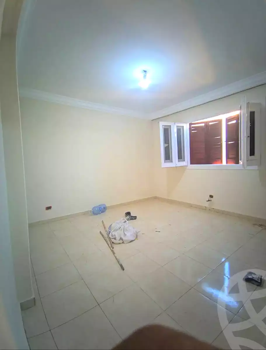 https://aqarmap.com.eg/en/listing/7176869-for-sale-alexandria-al-agamy-el-hanouvel-al-haded-we-al-soulb-st