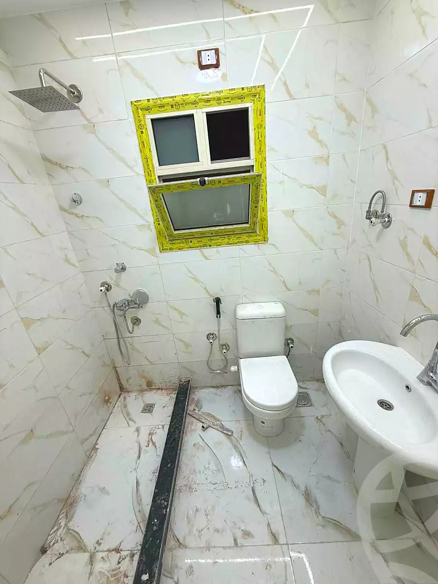 https://aqarmap.com.eg/ar/listing/7177052-for-sale-cairo-el-haram-el-lebeny-soltan-khattab-st