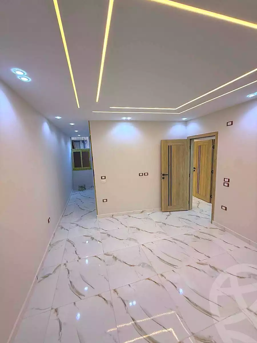 https://aqarmap.com.eg/ar/listing/7177052-for-sale-cairo-el-haram-el-lebeny-soltan-khattab-st