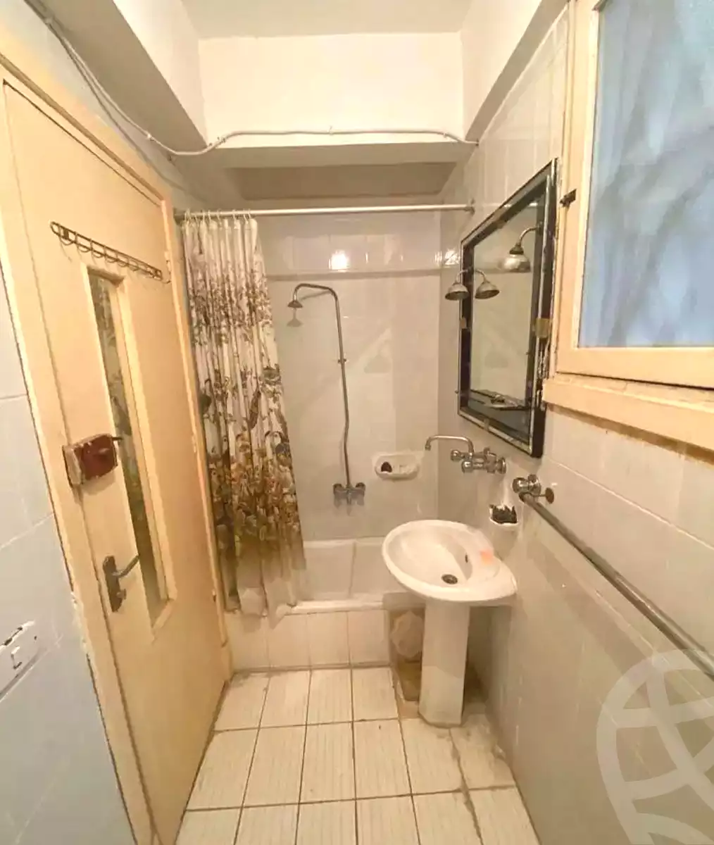 https://aqarmap.com.eg/en/listing/7177487-for-sale-alexandria-al-mamoura-lm-mwr-lshty