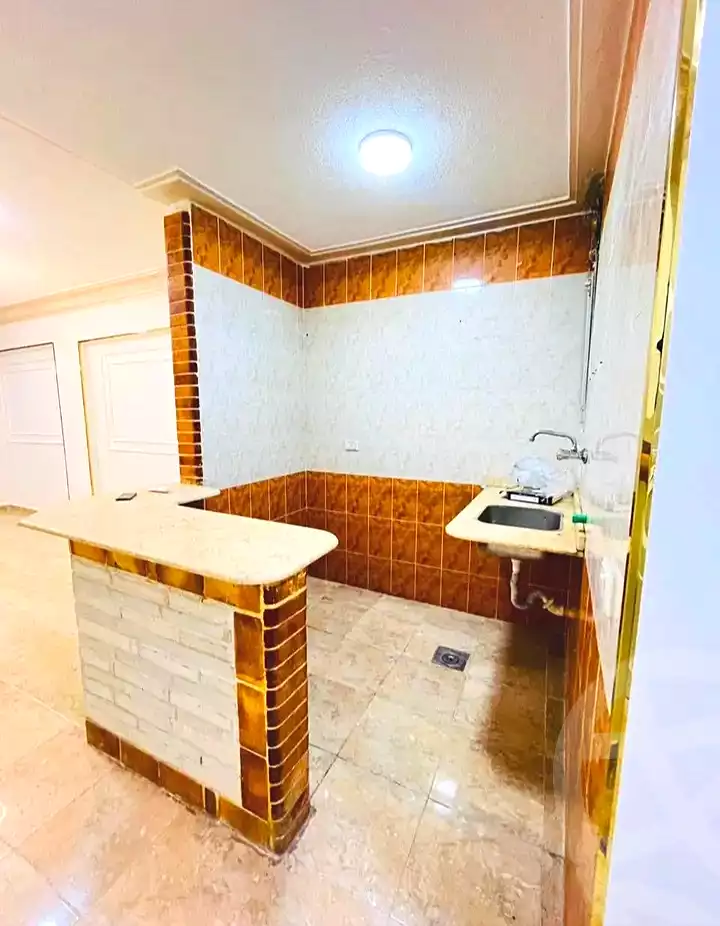 https://aqarmap.com.eg/en/listing/7177583-for-sale-alexandria-al-agamy-shataa-el-nakheel-street-12