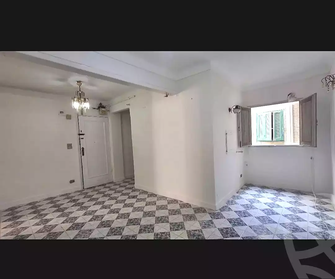 https://aqarmap.com.eg/ar/listing/7177579-for-sale-alexandria-miami-street-57