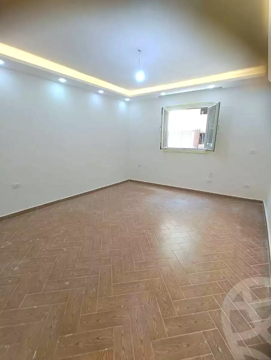 https://aqarmap.com.eg/en/listing/7178409-for-sale-alexandria-sydy-bshr-sydy-bshr-bhry-street-17