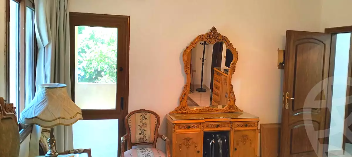 https://aqarmap.com.eg/en/listing/7178854-for-sale-cairo-new-cairo-first-settlement-mhwr-mstfy-kml
