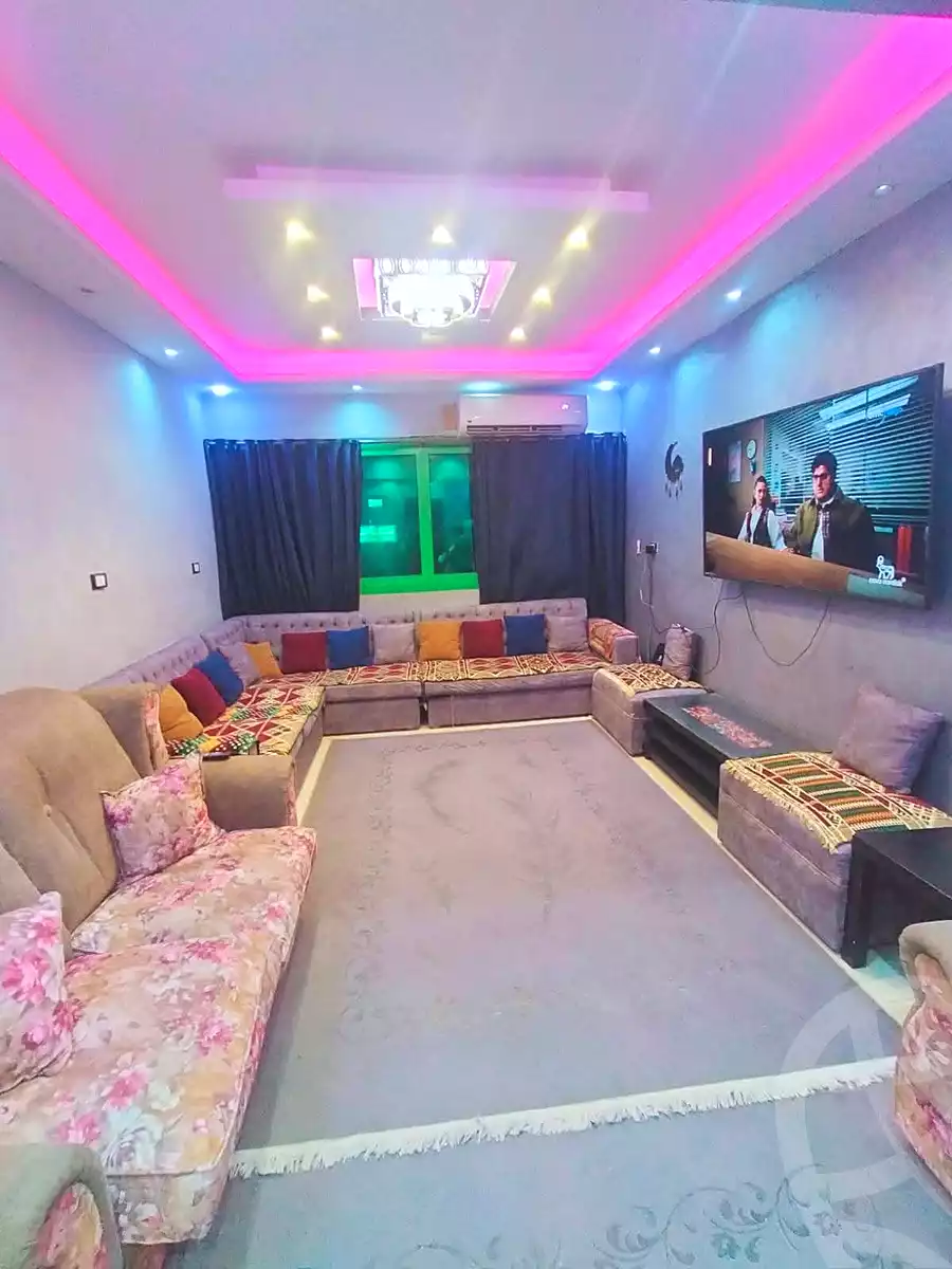 https://aqarmap.com.eg/en/listing/7178962-for-sale-cairo-helwan-helwan-el-sharkeya-heidar-st