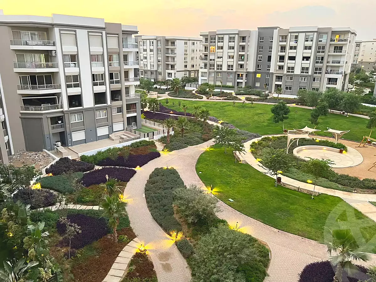 https://aqarmap.com.eg/ar/listing/7179659-for-rent-cairo-new-cairo-compounds-hyde-park-centre-ville-hyde-park