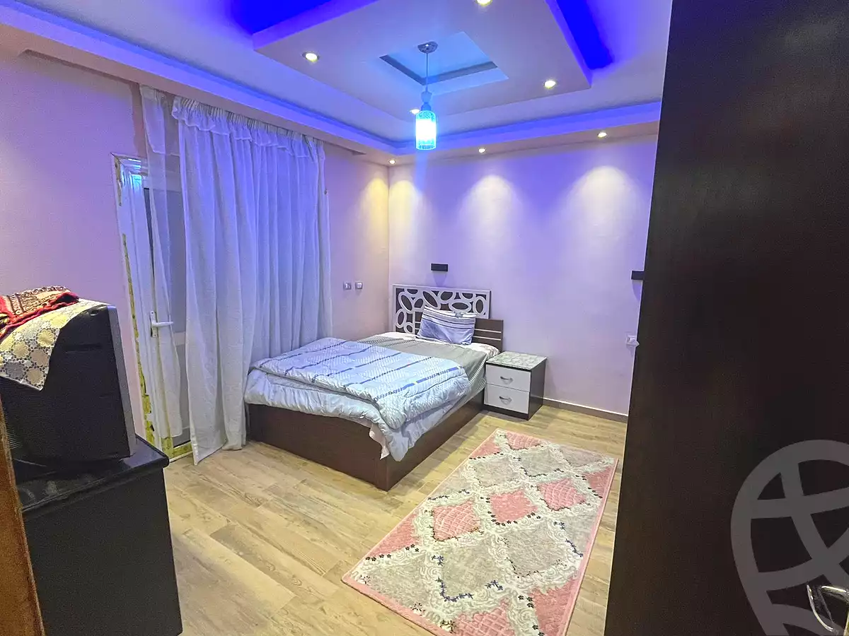 https://aqarmap.com.eg/en/listing/7179883-for-rent-cairo-el-sheikh-zayed-city-compounds-el-khamayel