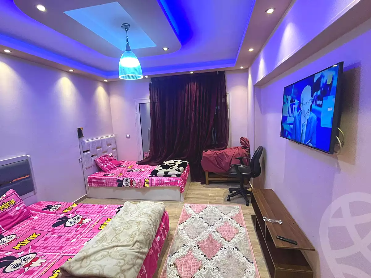https://aqarmap.com.eg/en/listing/7179883-for-rent-cairo-el-sheikh-zayed-city-compounds-el-khamayel