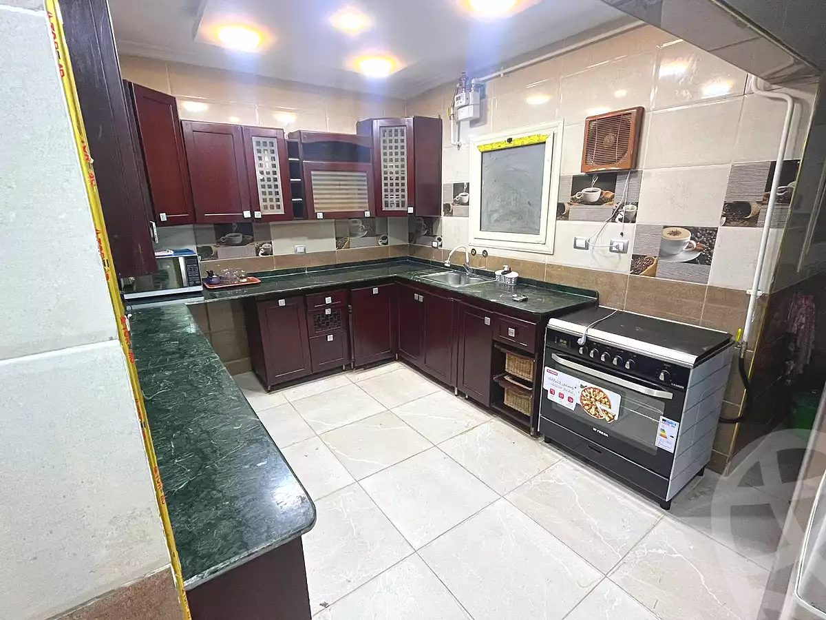 https://aqarmap.com.eg/en/listing/7179883-for-rent-cairo-el-sheikh-zayed-city-compounds-el-khamayel