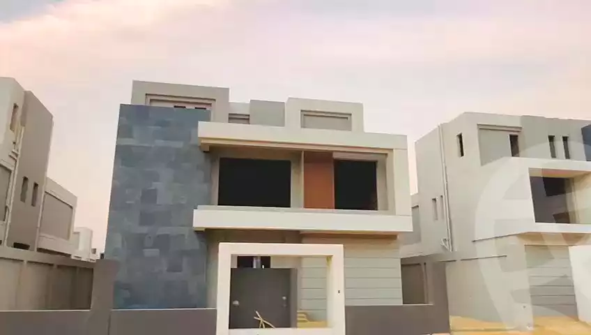 https://aqarmap.com.eg/ar/listing/7179870-for-sale-cairo-new-cairo-compounds-el-patio-town-compound-la-vista