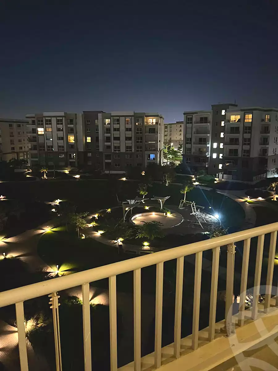https://aqarmap.com.eg/ar/listing/7179994-for-rent-cairo-new-cairo-compounds-hyde-park