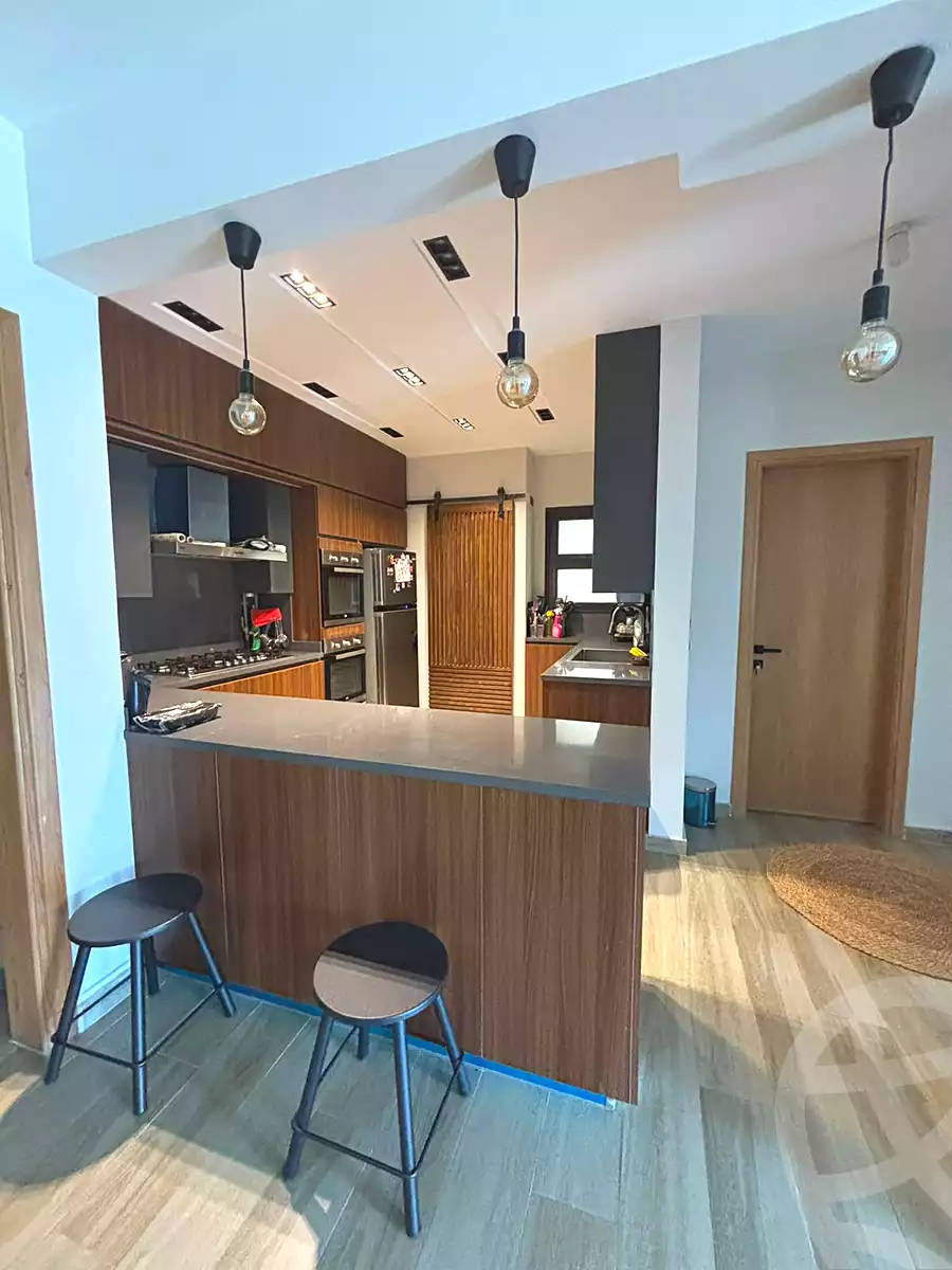https://aqarmap.com.eg/ar/listing/7180130-for-rent-cairo-el-sheikh-zayed-city-compounds-kmbwnd-wyst-twn-swdyk