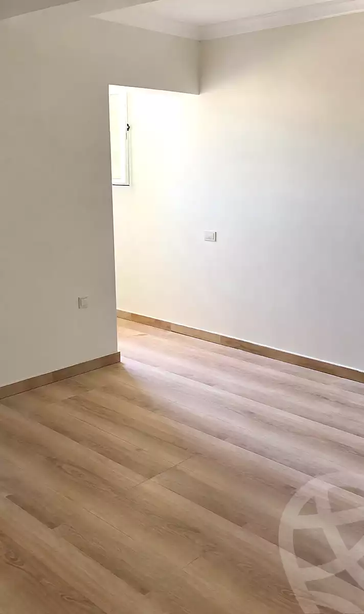 https://aqarmap.com.eg/ar/listing/7179130-for-rent-alexandria-moharram-bey-kanal-al-mahmoudeya-al-bahri-st