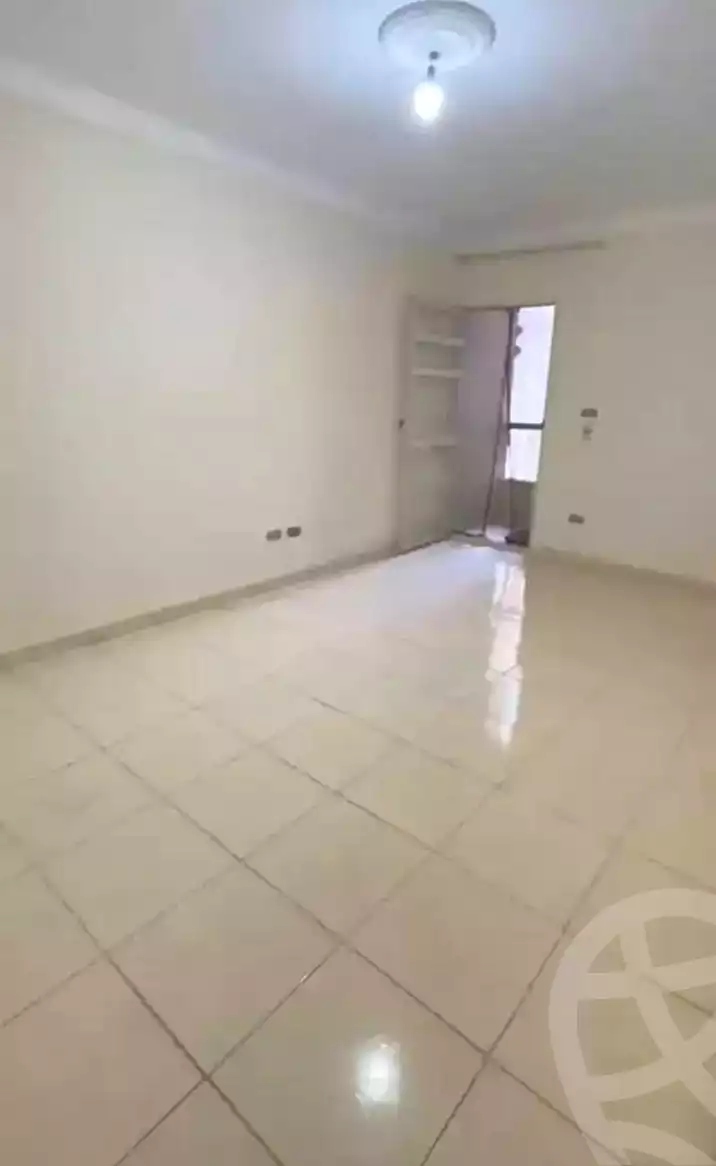 https://aqarmap.com.eg/en/listing/7180710-for-rent-alexandria-moharram-bey-moharram-bek-st