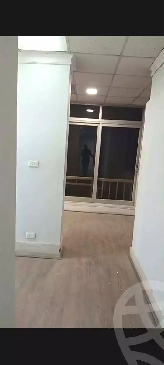 https://aqarmap.com.eg/ar/listing/7180761-for-rent-cairo-downtown-el-qasr-el-ayni