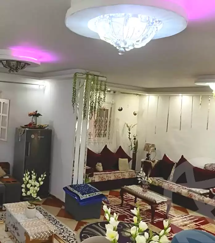 https://aqarmap.com.eg/ar/listing/7181028-for-sale-alexandria-moharram-bey-saleh-al-hedini-st