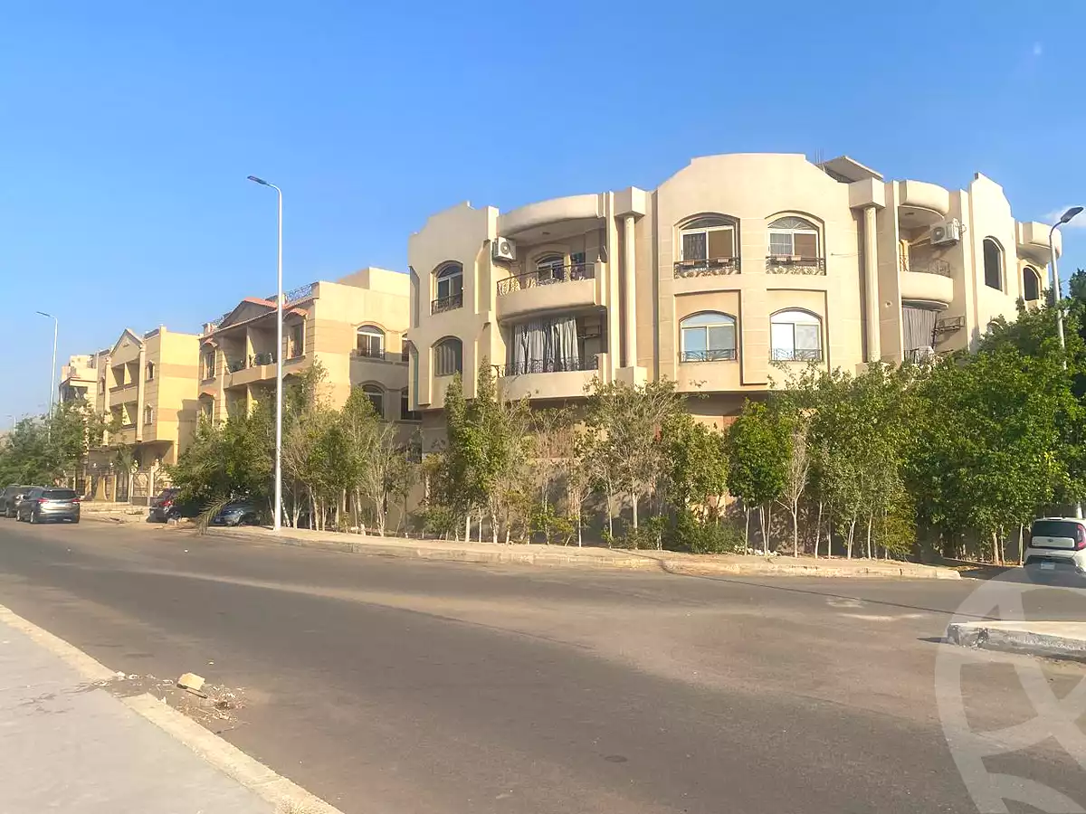 https://aqarmap.com.eg/ar/listing/7181577-for-sale-cairo-el-sheikh-zayed-city-mntq-fr-y-bmdyn-lshykh-zyd