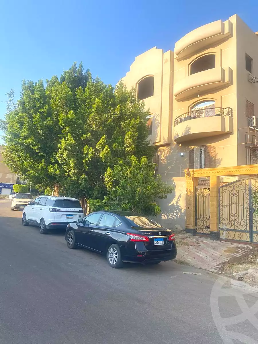 https://aqarmap.com.eg/ar/listing/7181577-for-sale-cairo-el-sheikh-zayed-city-mntq-fr-y-bmdyn-lshykh-zyd