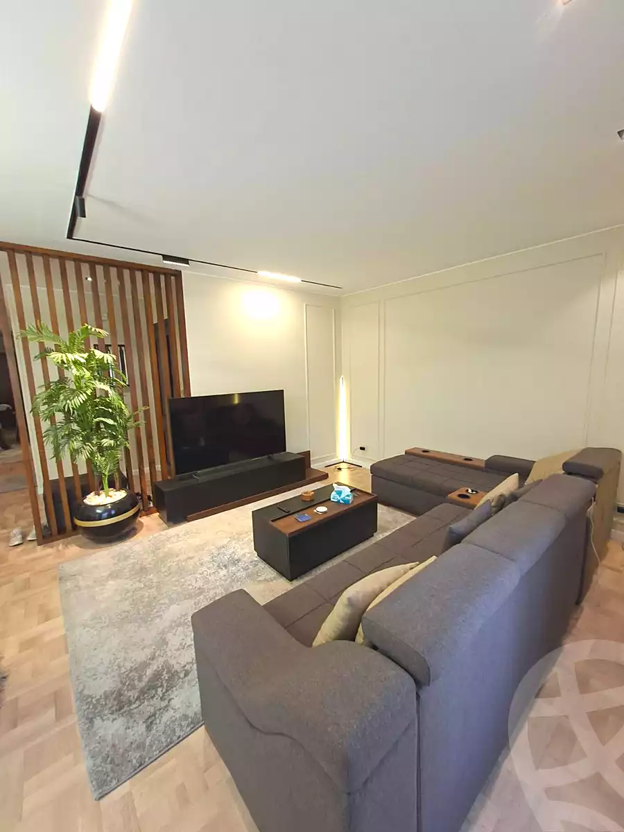 https://aqarmap.com.eg/en/listing/7181629-for-rent-cairo-el-sheikh-zayed-city-compounds-al-karma-kay
