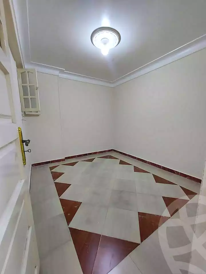 https://aqarmap.com.eg/en/listing/7181859-for-sale-alexandria-lsywf-shamaa