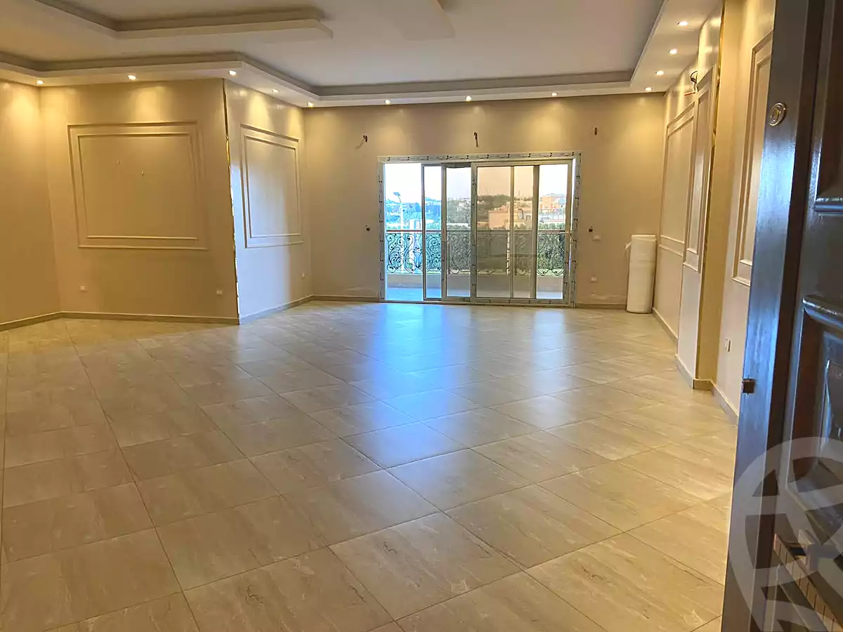 https://aqarmap.com.eg/ar/listing/7181908-for-sale-cairo-new-cairo-compounds-kmbwnd-lnkhyl