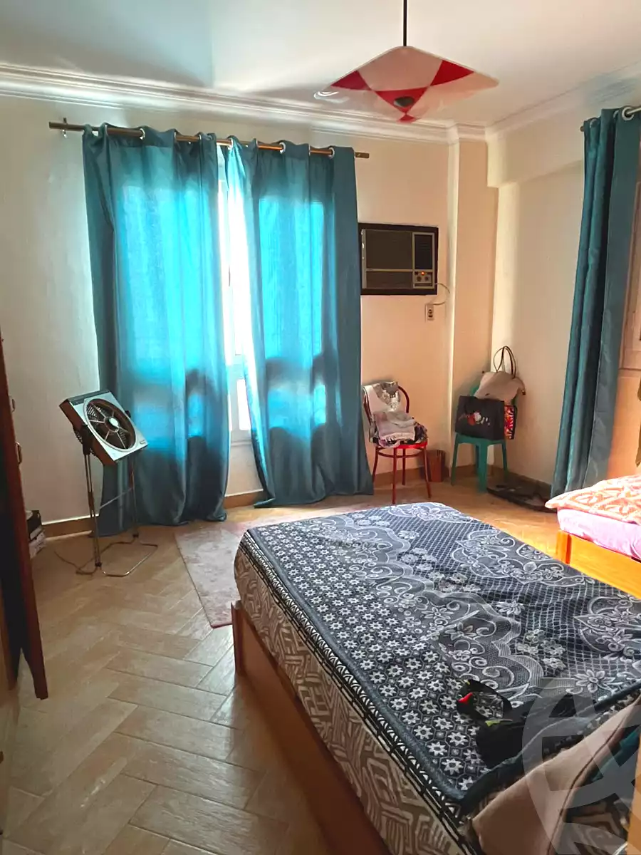 https://aqarmap.com.eg/ar/listing/7182017-for-sale-cairo-6th-of-october-el-ahyaa-neighborhood-1st-al-maahad
