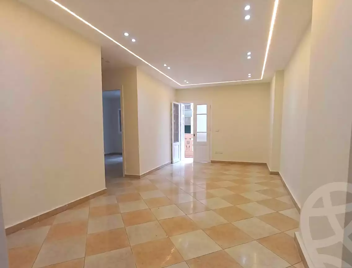 https://aqarmap.com.eg/en/listing/7182088-for-sale-alexandria-el-asafra-shr-45