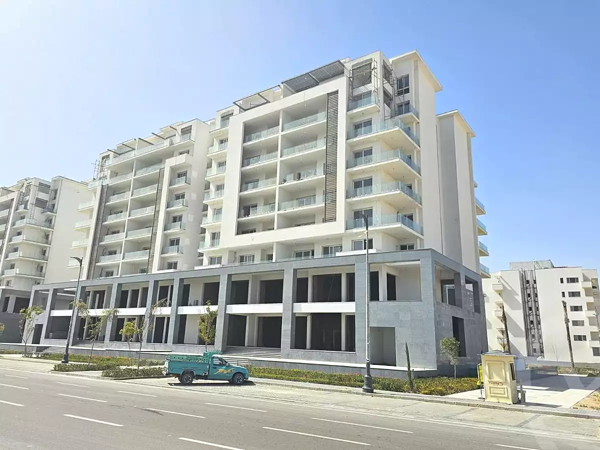 https://aqarmap.com.eg/ar/listing/7182233-for-sale-north-coast-new-alamein-mntj-t-l-lmyn-ljdyd-kmbwnd-mzryn