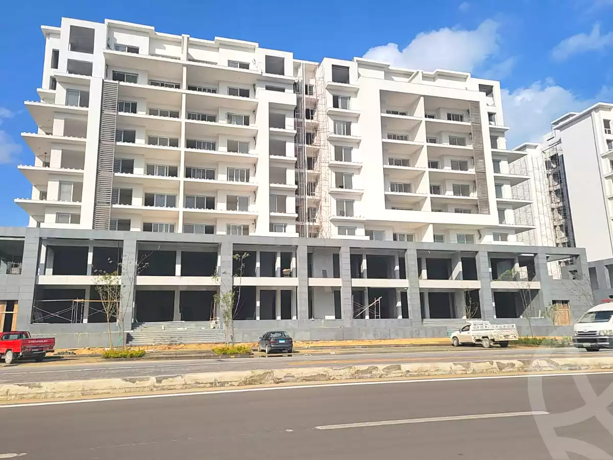 https://aqarmap.com.eg/ar/listing/7182233-for-sale-north-coast-new-alamein-mntj-t-l-lmyn-ljdyd-kmbwnd-mzryn