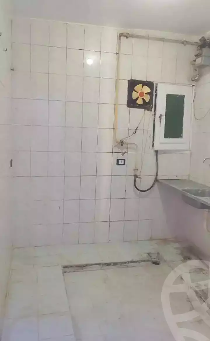 https://aqarmap.com.eg/ar/listing/7182490-for-sale-alexandria-al-agamy-el-hanouvel