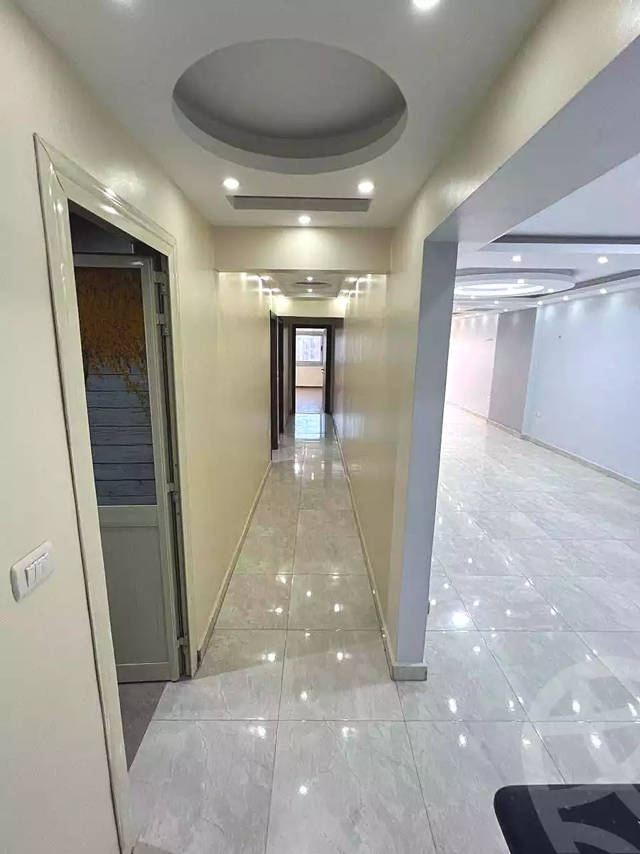 https://aqarmap.com.eg/ar/listing/7182787-for-rent-cairo-helwan-mostafa-fahmy-st