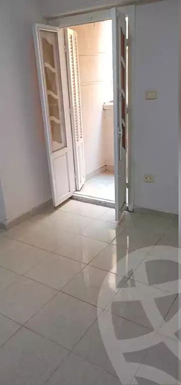 https://aqarmap.com.eg/ar/listing/7182958-for-sale-alexandria-sydy-bshr-sydy-bshr-bhry-gamal-abd-el-nasir-st