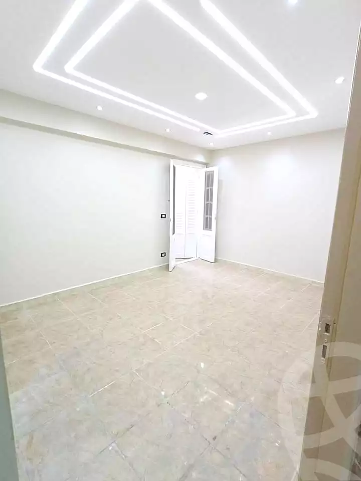 https://aqarmap.com.eg/en/listing/7183759-for-sale-alexandria-al-agamy-el-hanouvel-kasr-al-quiri-st-1